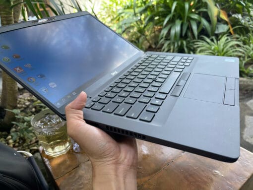 DELL Latitude 5400 i5 8365 ram 8g ssd 256 màn 14 inch FHD