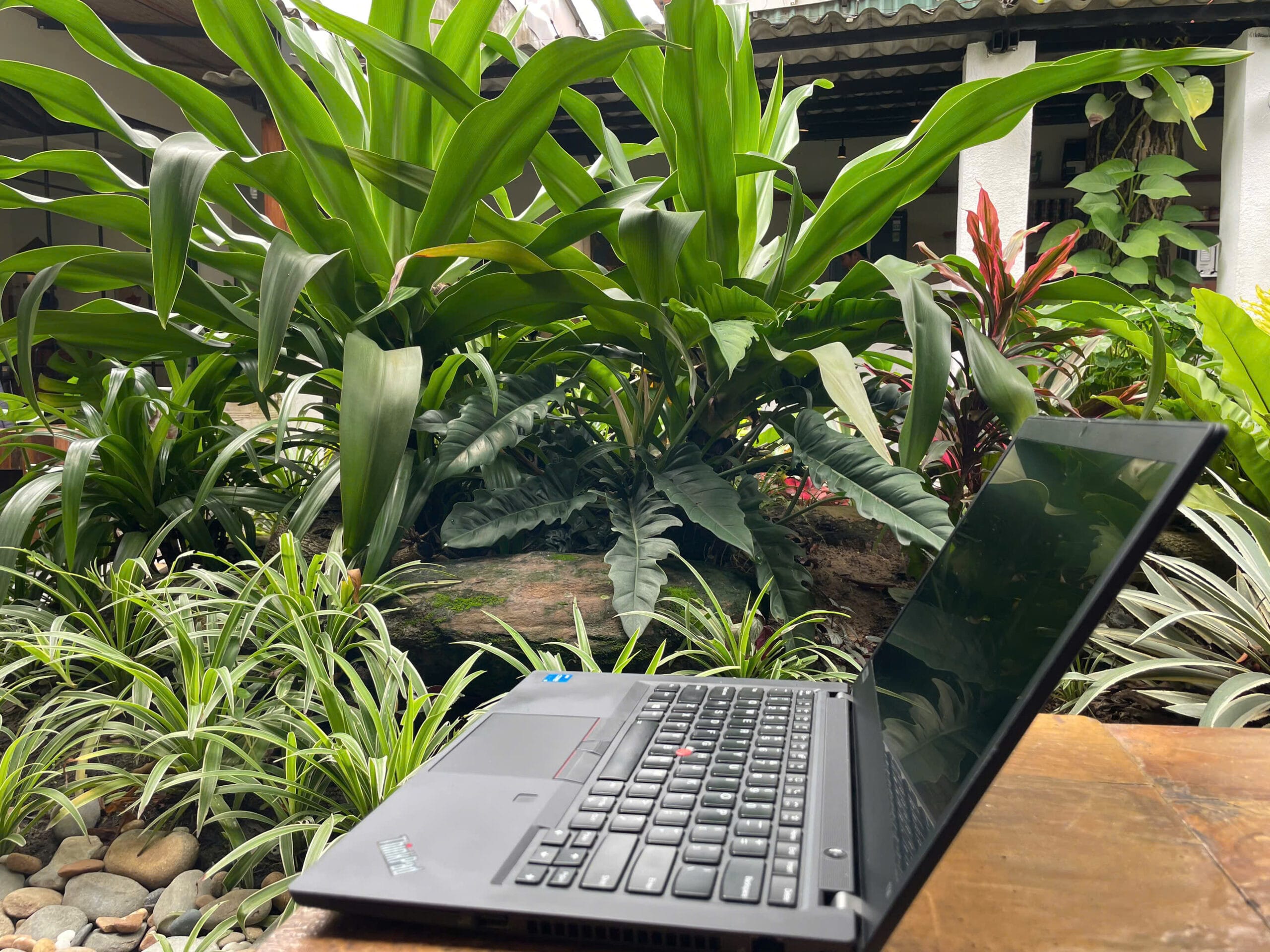 LAPTOP XÁCH TAY LENOVO T14GEN 1 i5 gen 10 ram 16g ssd 256gb LAPTOP XÁCH TAY LENOVO T14GEN 1 i5 gen 10 ram 16g ssd 256gb